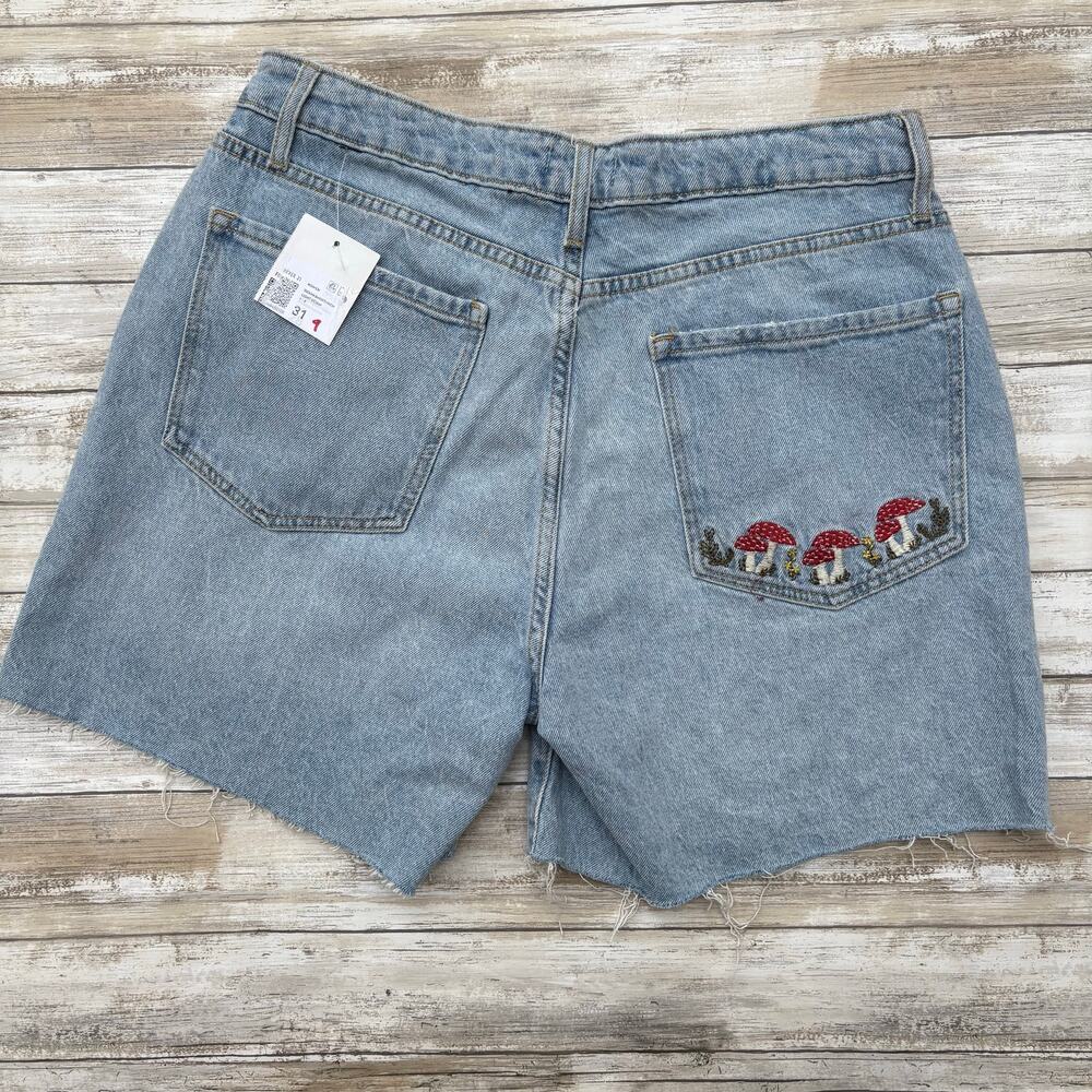 Forever 21 Denim Jean Shorts 31 NWT‎ Light Wash High Rise Mushroom Boho Festival